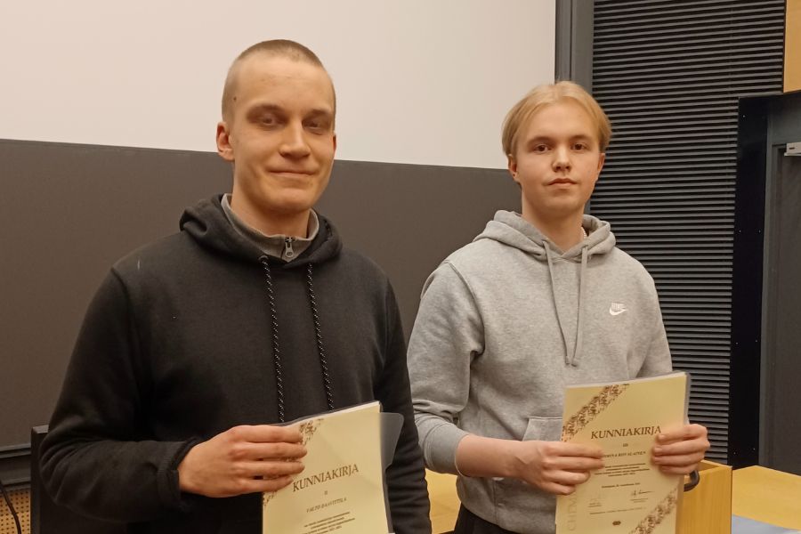 Matemaattisten aineiden etevimmät nuoret kohtasivat neljän tieteen kisojen finaalissa